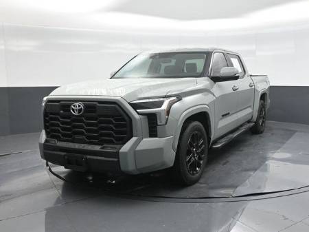 2022 Toyota Tundra 2WD SR5