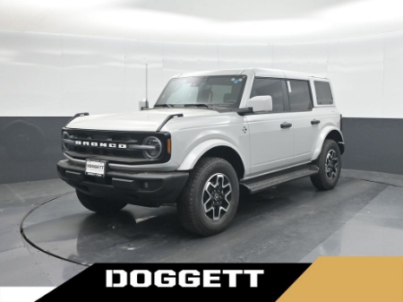 2026 Ford Bronco Outer Banks