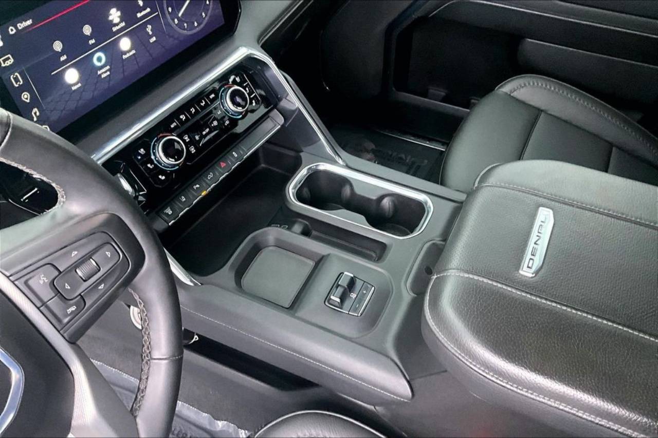 2024 GMC Sierra 3500HD Denali - Photo 15
