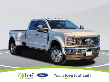 2026 Ford Super Duty F-450 DRW LARIAT