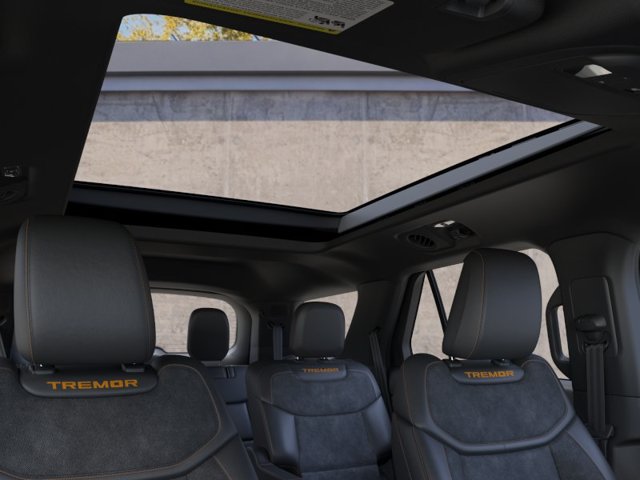 2026 Ford Explorer Tremor - Photo 23