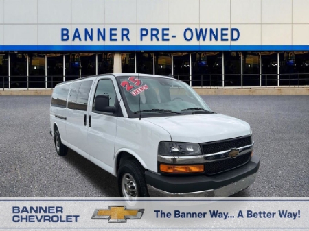 2025 Chevrolet Express 3500 LT
