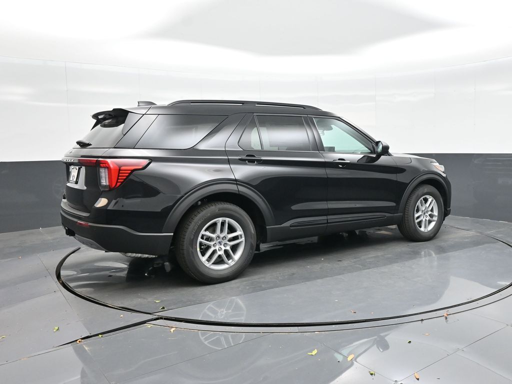 2026 Ford Explorer Active - Photo 9