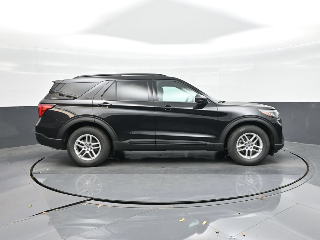 2026 Ford Explorer Active - Photo 16