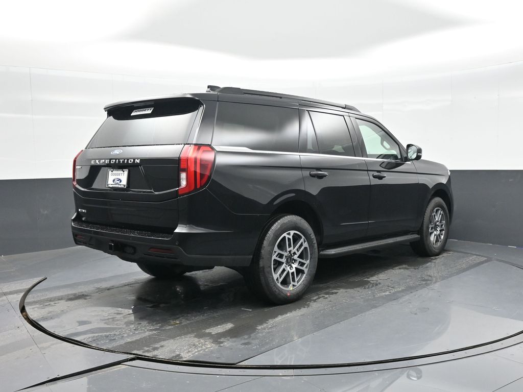 2026 Ford Expedition Active - Photo 7