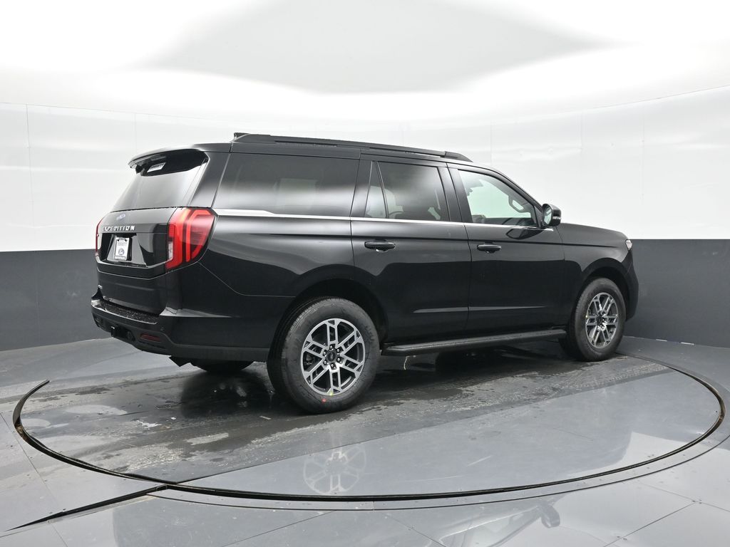 2026 Ford Expedition Active - Photo 9