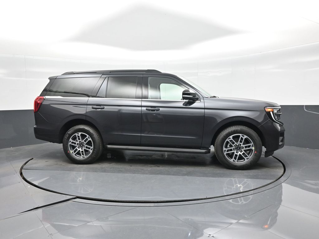 2026 Ford Expedition Active - Photo 16