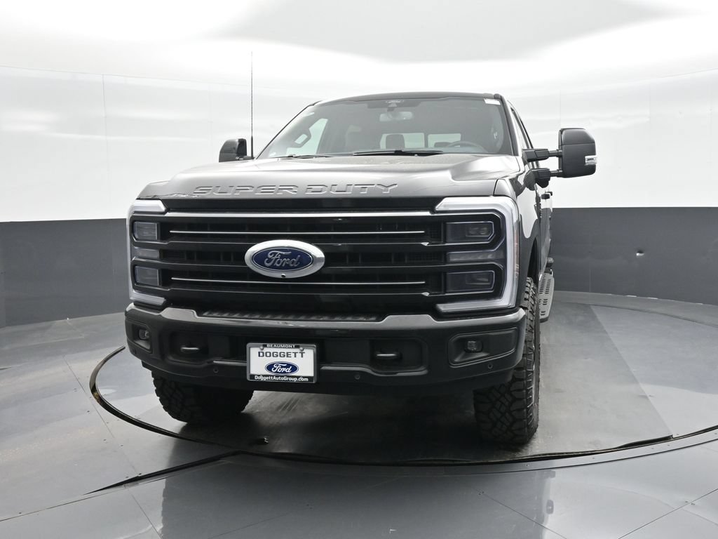 2026 Ford F-250 Super Duty Platinum - Photo 17