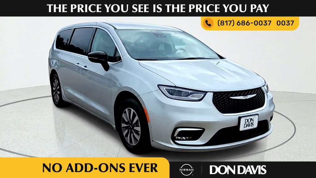 2024 Chrysler Pacifica Hybrid