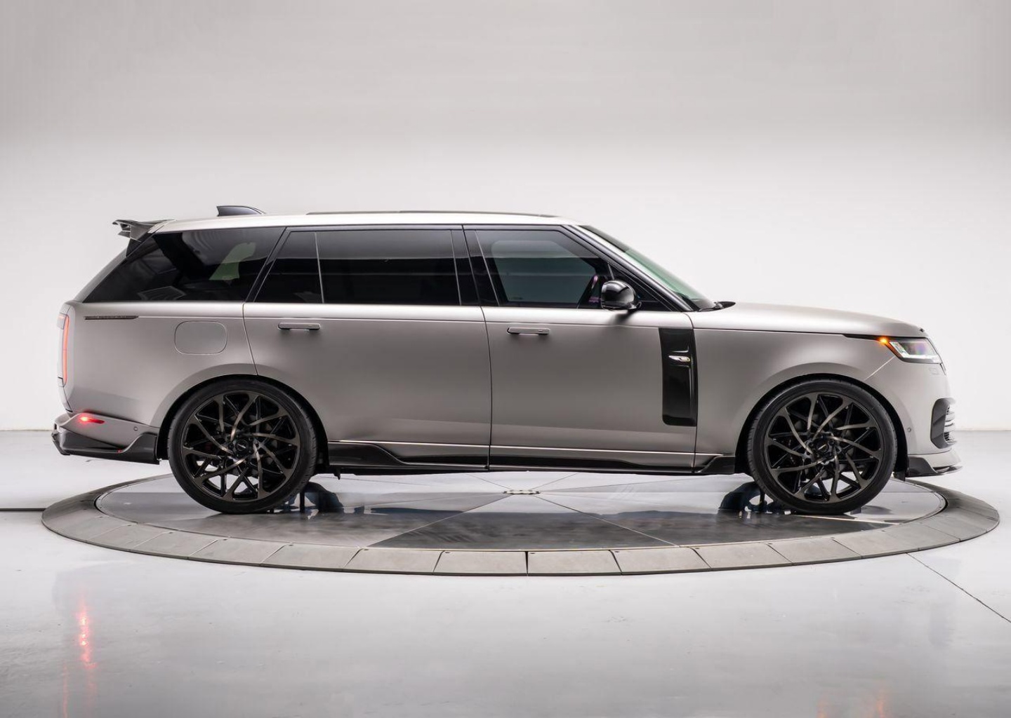 2026 Land Rover Range Rover Autobiography - Photo 6