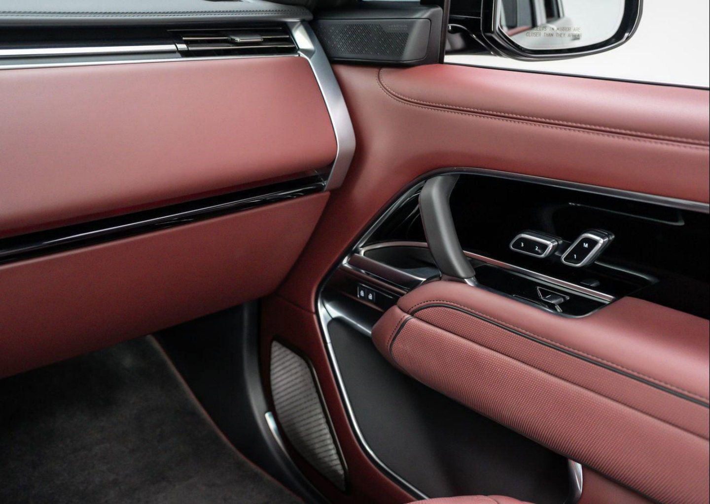 2026 Land Rover Range Rover Autobiography - Photo 37
