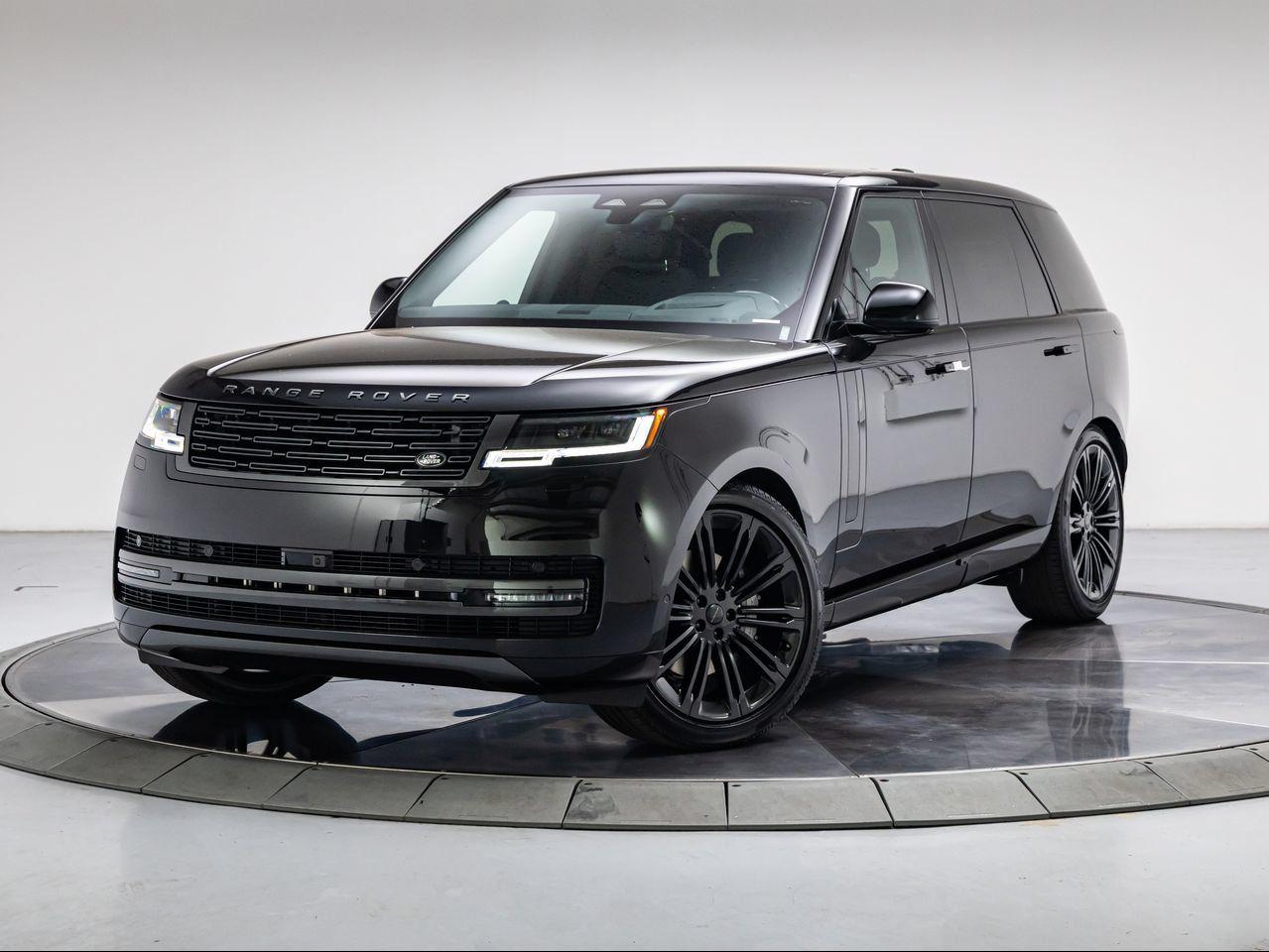 New 2026 Land Rover Range Rover P400 SE 7 Seat