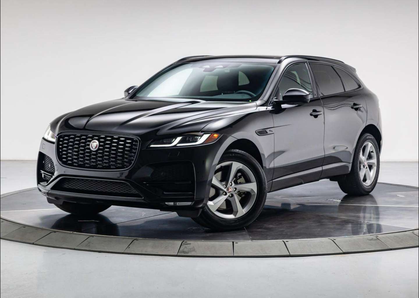 2023 Jaguar F-Pace