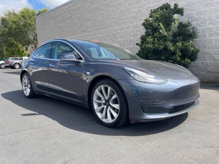 2020 Tesla Model 3 Long Range