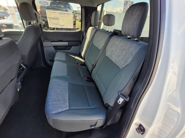 2026 Ford F-250 Super Duty XLT - Photo 6