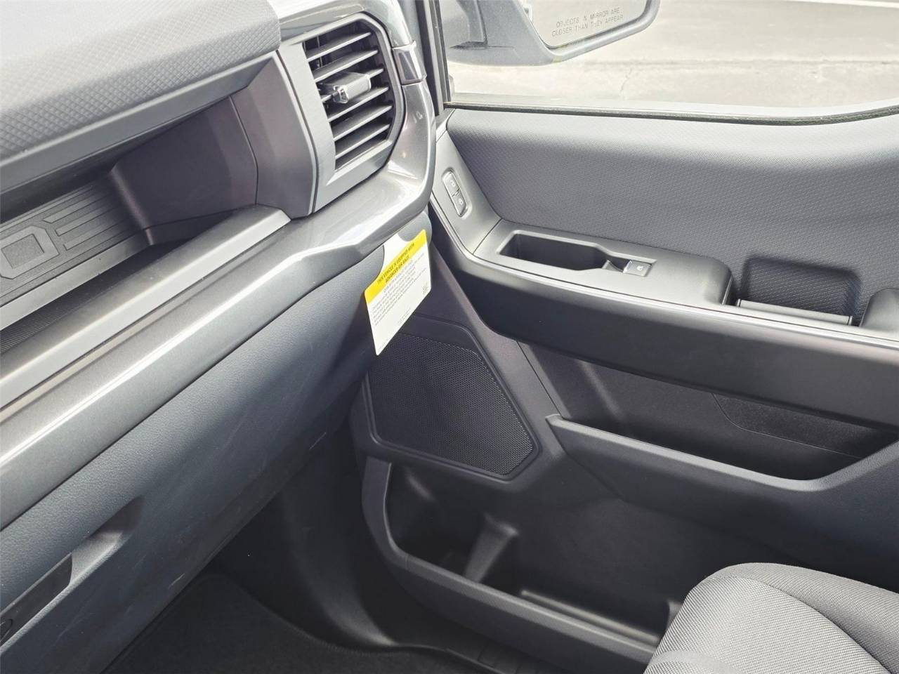 2025 Ford F-150 STX - Photo 16