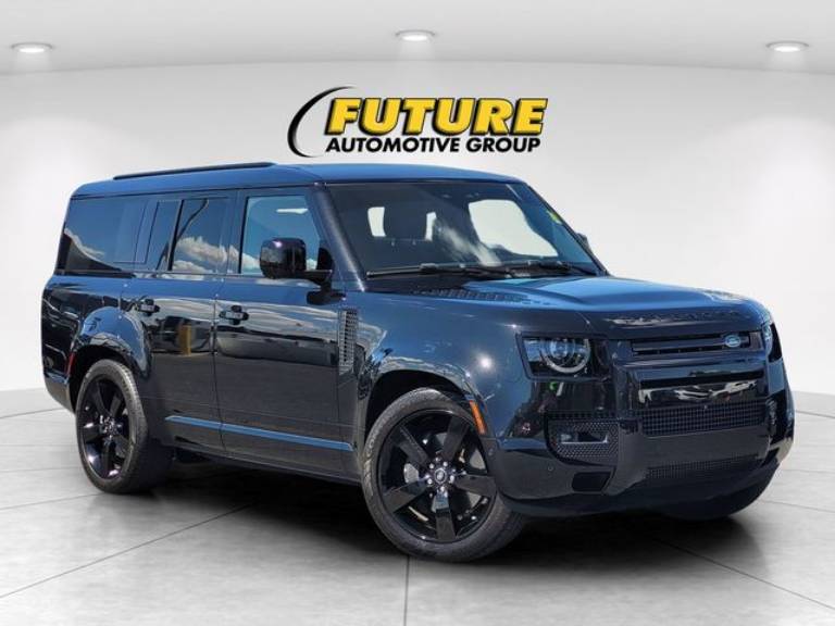 2025 Land Rover Defender 130 X-Dynamic SE