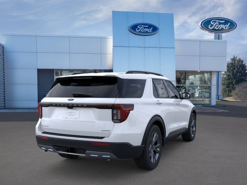 2026 Ford Explorer Active - Photo 8
