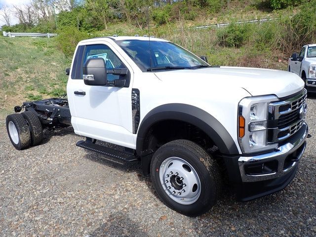 2026 Ford F-550 Super Duty Chassis Cab XL - Photo 9