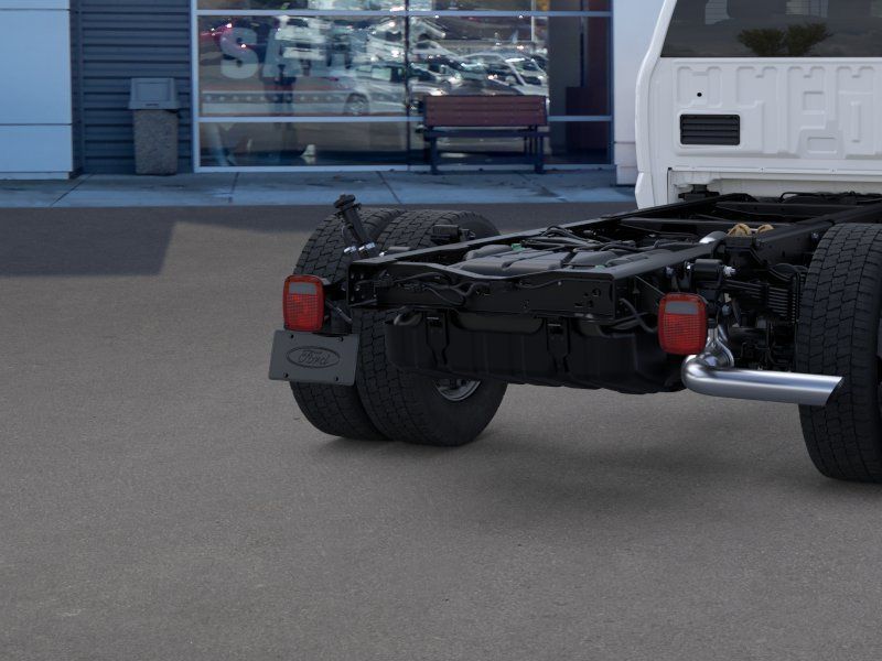 2026 Ford F-550 Super Duty Chassis Cab XL - Photo 21
