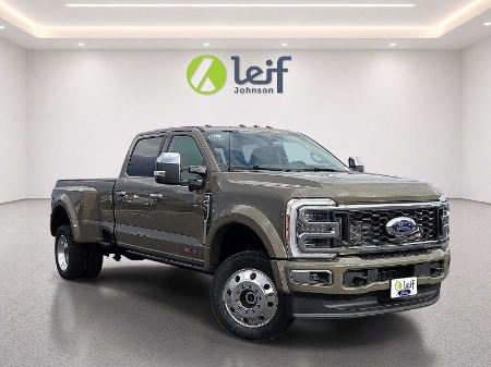 2026 Ford Super Duty F-450 DRW Platinum