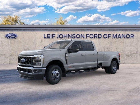 2026 Ford Super Duty F-350 DRW LARIAT