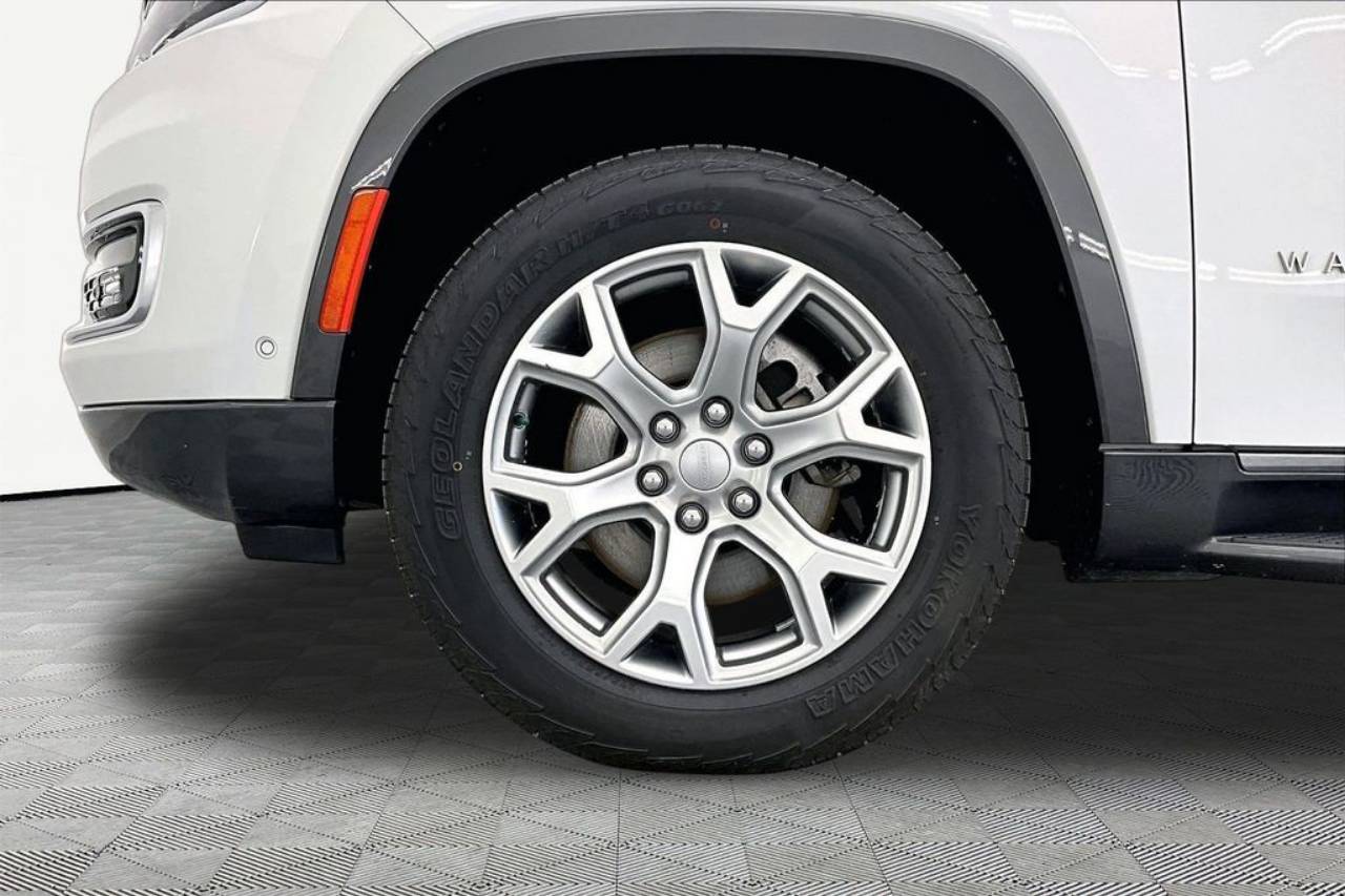 2022 Jeep Wagoneer Series II - Photo 9