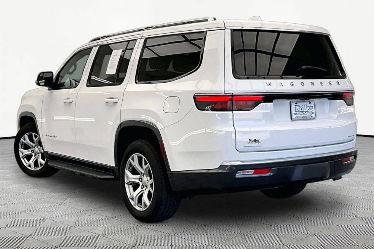 2022 Jeep Wagoneer Series II - Photo 13