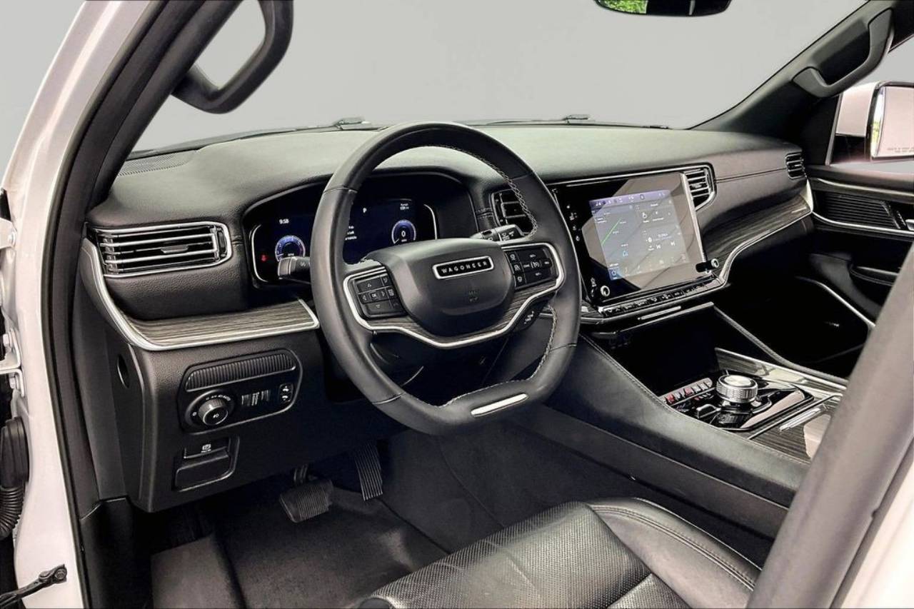 2022 Jeep Wagoneer Series II - Photo 14