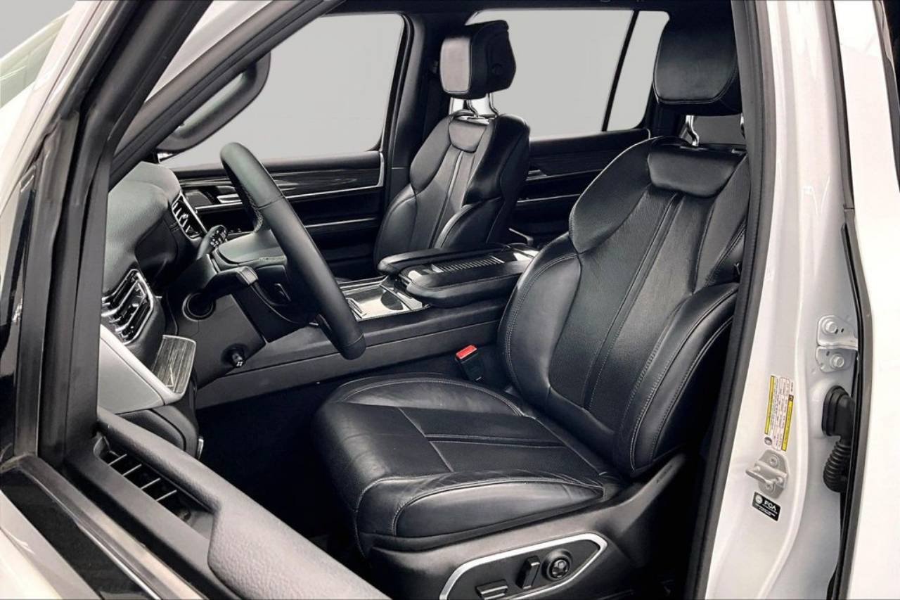 2022 Jeep Wagoneer Series II - Photo 25