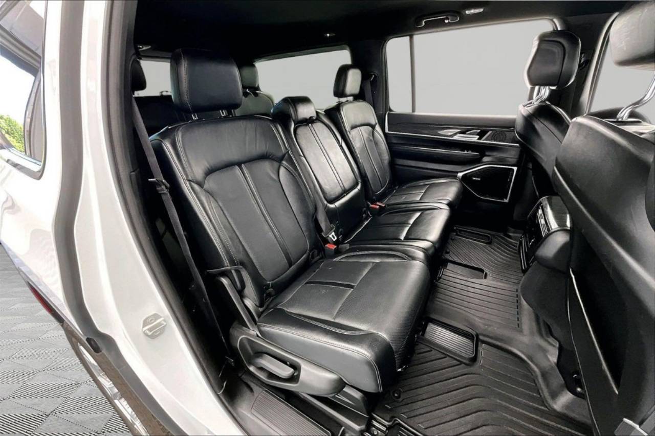2022 Jeep Wagoneer Series II - Photo 27
