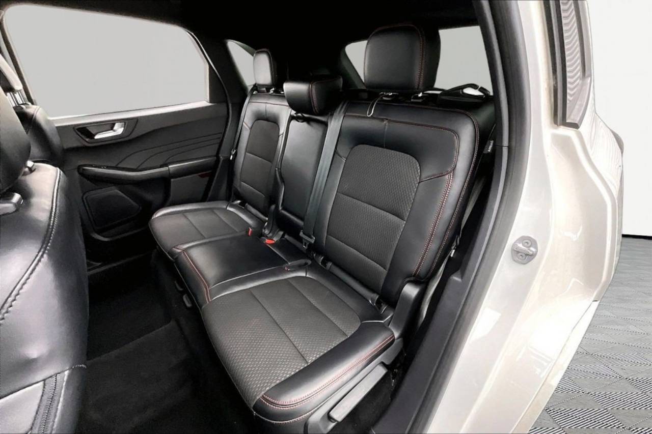 2024 Ford Escape ST-Line - Photo 26