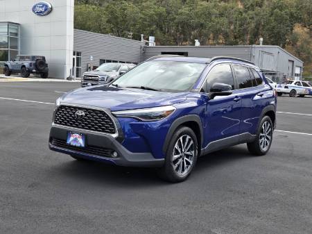 2025 Toyota Corolla Cross XLE