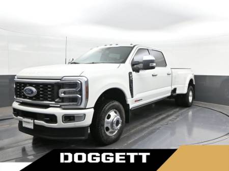 2026 Ford Super Duty F-350 DRW Platinum