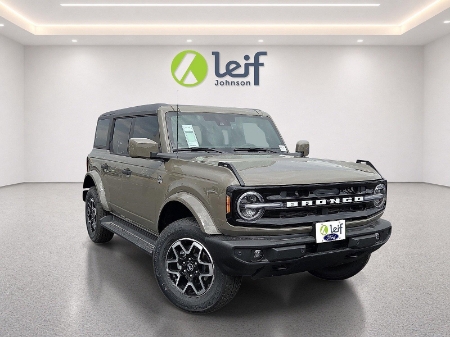 2026 Ford Bronco Outer Banks