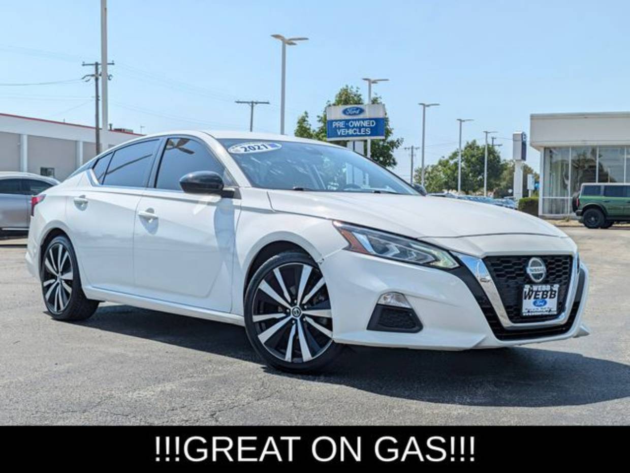 Used 2021 Nissan Altima SR with VIN 1N4BL4CV9MN364933 for sale in Highland, IN