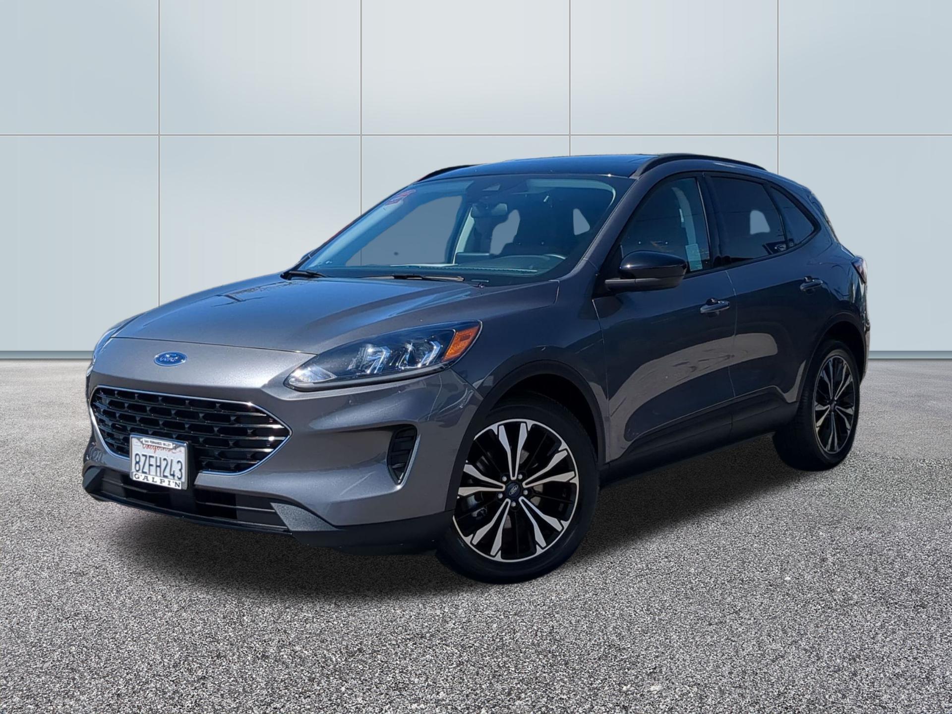 Used 2021 Ford Escape SE Hybrid