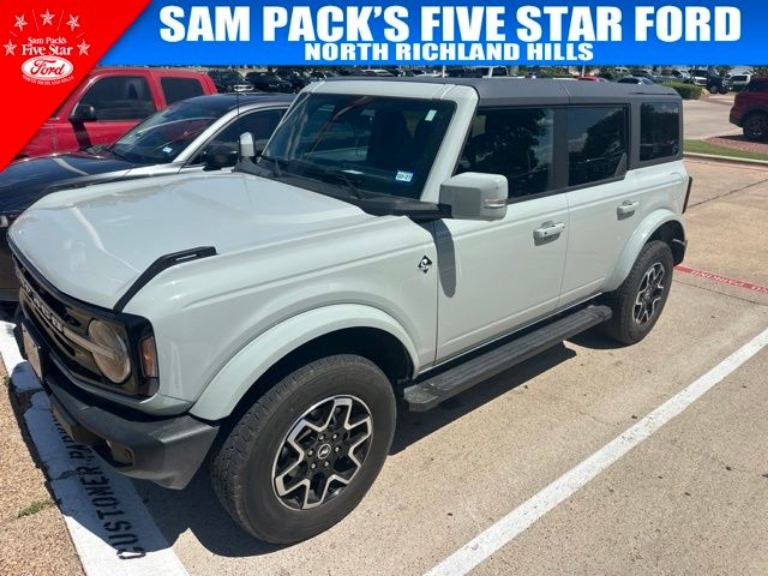 2024 Ford Bronco Outer Banks