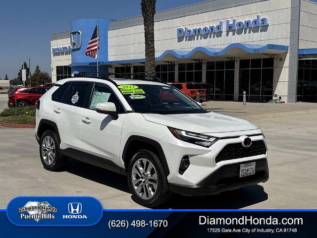 2023 Toyota RAV4 XLE Premium