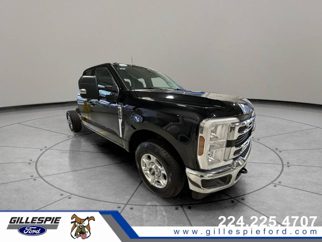 2026 Ford F-350 Super Duty Chassis Cab