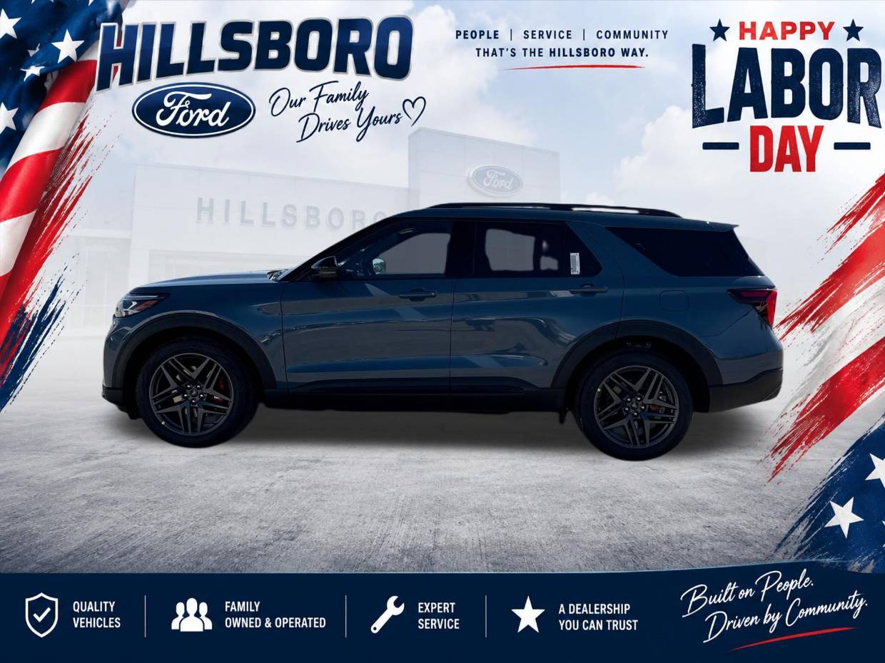 2026 Ford Explorer ST - Photo 8