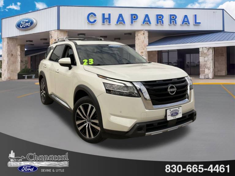 2023 Nissan Pathfinder Platinum