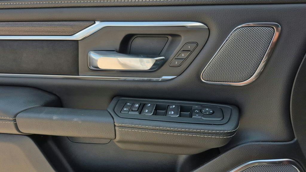 2025 RAM 1500 Laramie - Photo 26