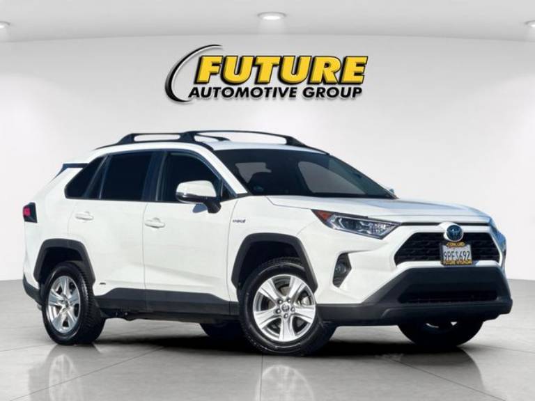 2021 Toyota RAV4 Hybrid XLE
