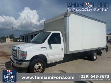 2024 Ford E-450SD Base