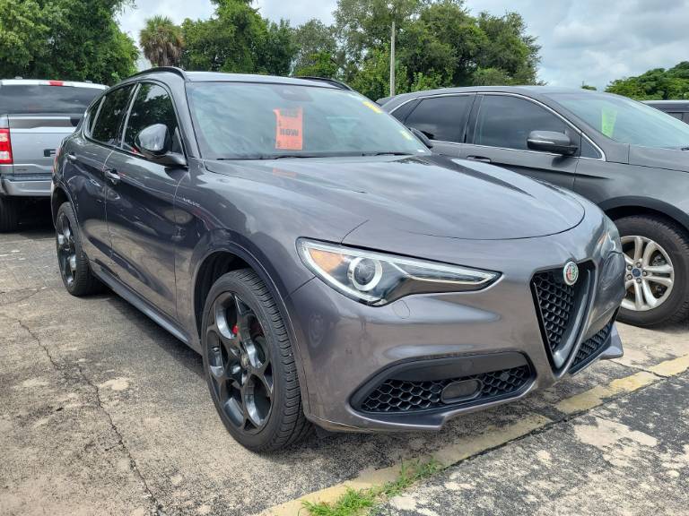 2023 Alfa Romeo Stelvio Veloce