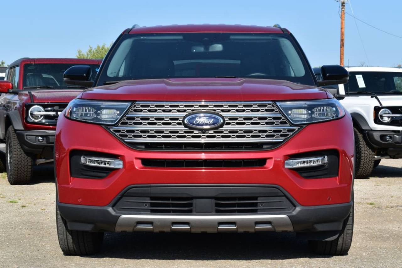 Certified 2024 Ford Explorer Limited with VIN 1FMSK8FHXRGA52167 for sale in Kansas City
