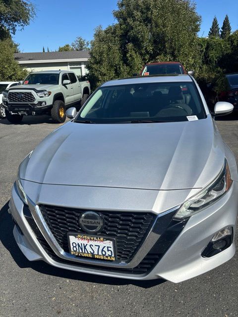 2020 Nissan Altima 2.5 SV