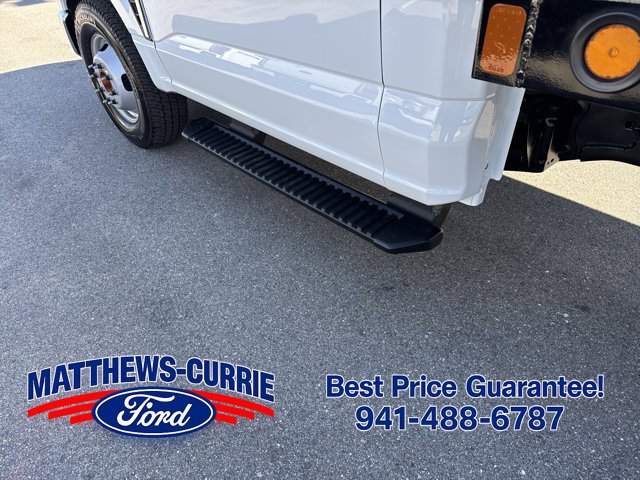 2026 Ford F-350 Super Duty Chassis Cab XL - Photo 12