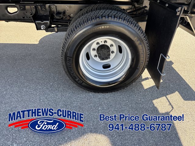 2026 Ford F-350 Super Duty Chassis Cab XL - Photo 13